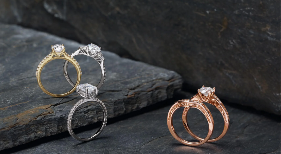 Steps to Customize Your Natural Diamond Engagement Ring
