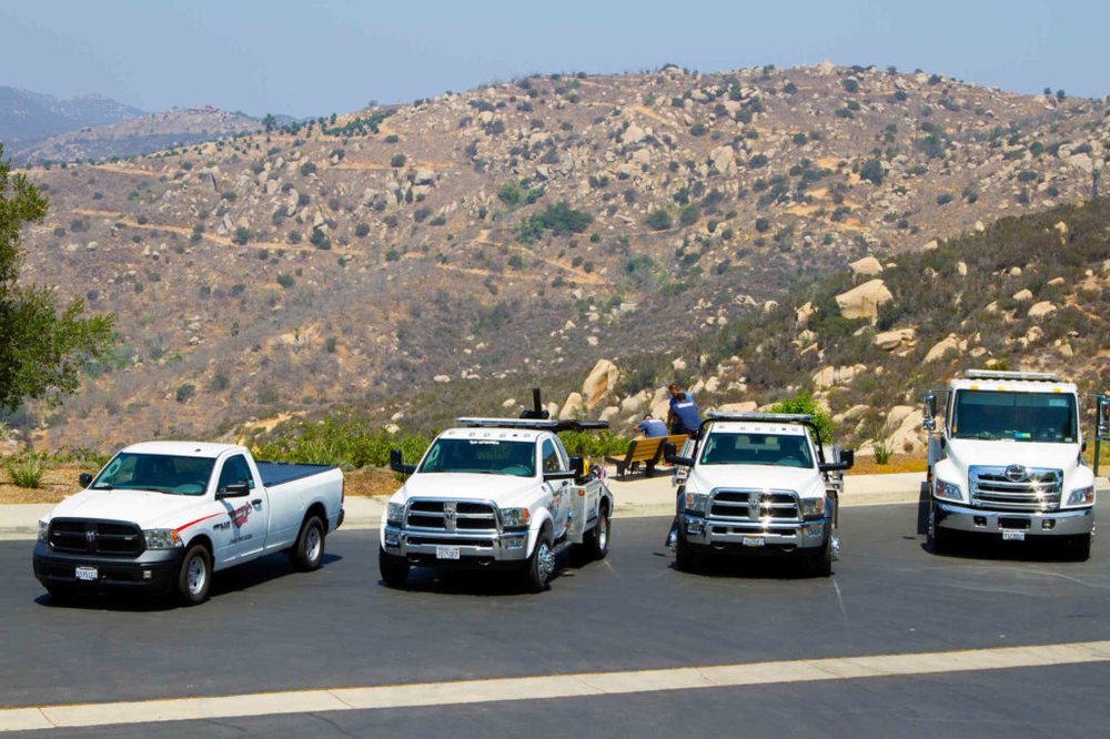 tow truck service in Santa Ana