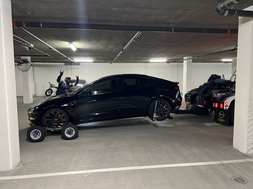 wheel lift towing service